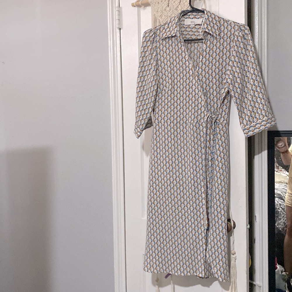 Pattern wrap mini dress